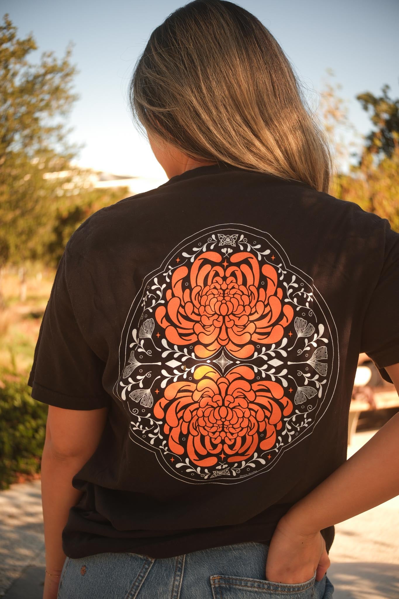 Chrysanthemum Front & Back Design Unisex Short Sleeve Shirt